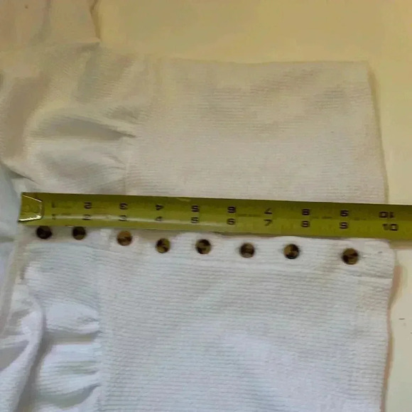 Revamped bright  white, off the shoulder, button up, cropped tank top - Picture 4 of 5